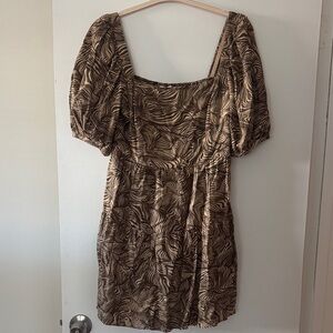 House of Harlow Brown Pattern Puff Sleeve Dress